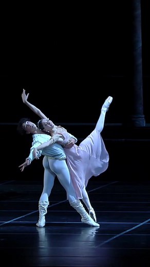 Romeo & Juliet Balcony Scene: Dutch National Opera & Ballet
