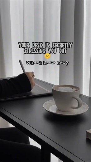 your desk is secretly stressing you out 😮‍💨