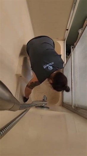 A Helping Hand fun little compilation from the past few weeks! #smallbusinesssupportingsmallbusiness #MINISTRYBUILDING #cleaning Desire Phillips Josh McGraw | Ashley McGraw