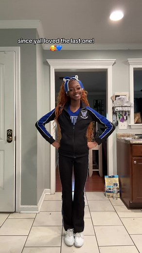 dc: @Zay Zay🤩‼️ I LOVE THIS DANCE🫶🏽💙 #fypシ #fypシ゚viral #maddieforever #cheer #cheerleading #ginger #senior #stompnshake #