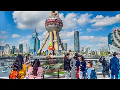 A stroll through Shanghai's iconic Pudong pedestrian bridge | 4K HDR