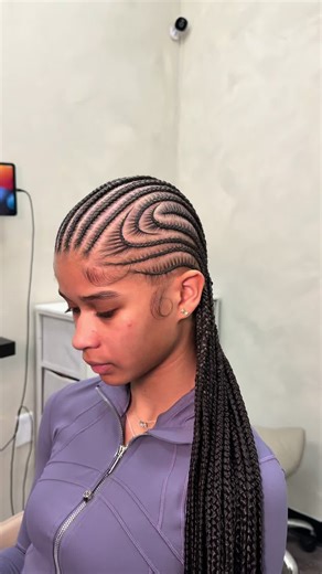 Stunning 18 Stitch Braids with Curved Design