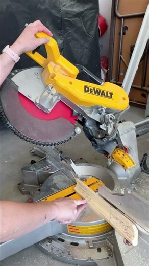Tiling a fireplace with musselbound tile mat using a wet saw. #tiling #diyprojects