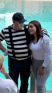 1.1M views · 9.6K reactions | Made you look  Tom mime Seaworld #tomthemime #seaworldmime #comedy #funny #fun #funnyvideos | Eryka Travel | Facebook