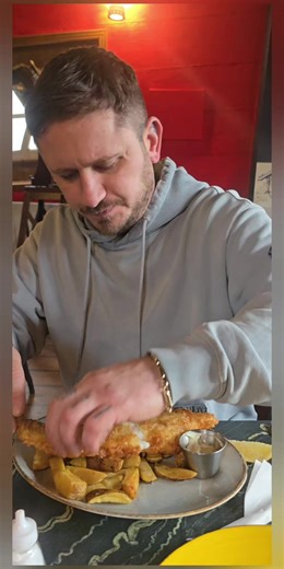 THE WHITBY ENDEAVOUR #fish #chips #foodtok