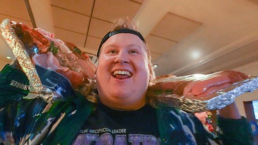 Buying 1,000 tickets in a meat raffle! | Misfit Minds