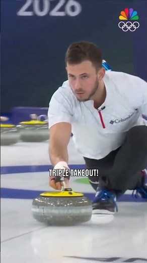 ONTO THE SEMIS! Team USA hit a powerful shot to seal their spot in the last 4! 🇺🇸