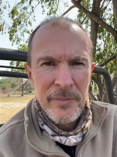 Nick Dale discusses dangers of wildlife photography #danger #wildlifephotography #onsafariwithnickdale