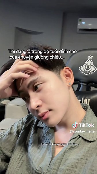 Lại là chuyện giường chiều... #sonday_hehe #giuongchieu