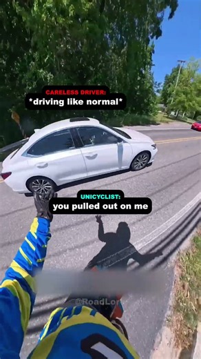 Reckless driver gets confronted #roadrage #motorcycle #bikelife