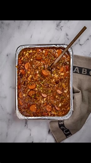 Ship Wreck Beans! The perfect tailgate side.Full recipe waiting for you herein the comment ⤵️ | Tasty recipes