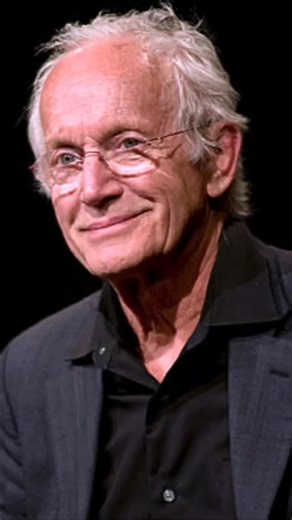 lolcheme on Instagram: "During the filming of Aliens (1986), Bishop knife trick scene was improvised. Most of the cast knew it gonna be included, but Bill Paxton didn't, so his reaction was 100% real. Lance Henriksen said "We used a prop blunt knife for this one, but if I failed, it would be pretty painful anyway, so I did my best" #fyp #exploremore #foreyoupage #viralreels #explorepage foryoupage boostyourreels trendingreels growoninstagram dailygrow reachmorepeople mohitxgrowthh"