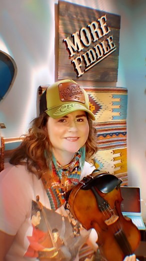 Fiddle solo from @woodboxheroes #madeupmymind 🦸🏻‍♀️🎻💃🏻 This one’s a fun twisty turny one to play! • • • • • #fiddle #morefiddle #woodboxheroes #bluegrass #country #newband #newsound #nashvilletn #sessionmusician | Jeneé