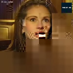 147K views · 588 reactions | In the 90s, Julia Roberts and Hugh Grant starred in one of the most remembered movies in the film industry: "Notting Hill". On that occasion, the couple showed chemistry on the screen, but Hugh Grant wanted to make a joke and ended up offending Julia Roberts so much that they would never work together again. | The Stars | Facebook