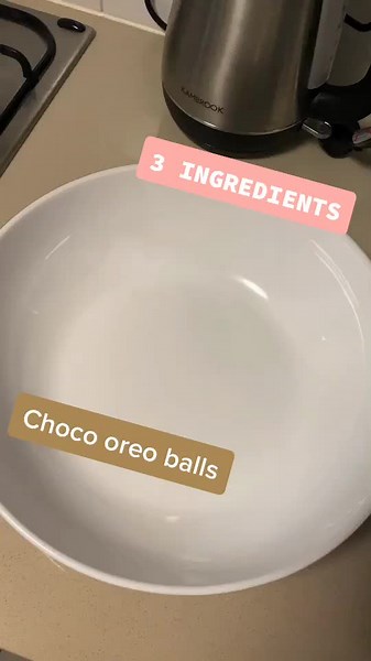 Easy Oreo recipe for the sweet tooth! #simplerecipe #easyrecipes #oreorecipe #oreo#chocolate #tryitchallenge