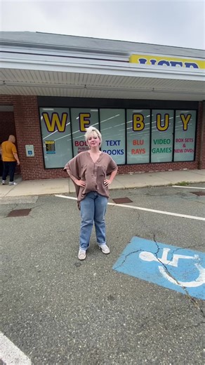 Come in and explore! We’ve got used, books, new books and more📚💿 #favoritebooks #booktok #topbooks #booksoftiktok #bookclub