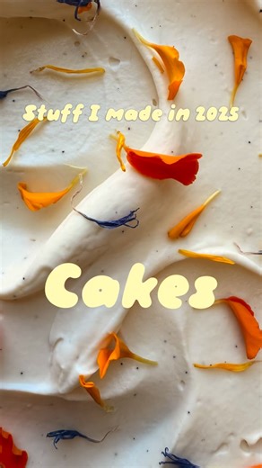 Emily Spurlin on Instagram: "The cakes of 2025! 🍰 I slowed down on custom orders toward the end of the year to focus on workshops / retreats / zines, but there were some real cuties in there! I love making treats for you, so maybe the books will open back up soon 😉 Here’s to another year full of natural color, flowers, squiggles, and swoops! #cakedecorating #cakedesign #cake"