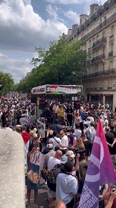 La manifestation à Paris est très impressionnante. Pour la Palestine, pour la fin du génocide : mobilisation historique.Gloire à ceux qui résistent 🇵🇸🇫🇷 | Clémence Guetté