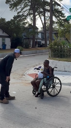 285K views · 9.5K reactions | Please Don’t judge this, Don’t Praise me, yes the camera is on but look for the msg here. If you are not in this position then count your blessings, EVERYONE has a story and next time you see this remember sometimes there is a sad story behind this. #kindness #life | Nathans Lawns and Gardens | Facebook