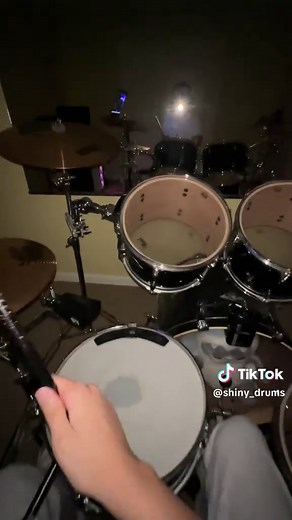 Incredible Drumming in F L Y by Spectrum