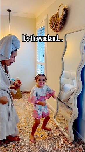 Jette and her dance moves 😂