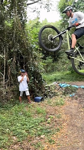 28K views · 327 reactions | Short run-up to jump the Father Gap! | Whisper Dirt Krew | Facebook