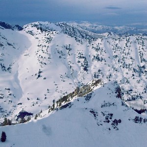 With ten resorts less than an hour from Salt Lake International Airport, you get More Mountain Time® in Utah. | Visit Utah