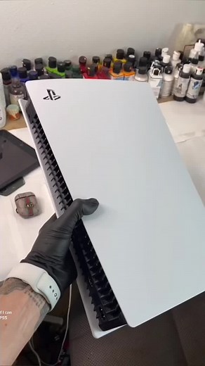 Customizing PS5 Console with Gaming Canvas
