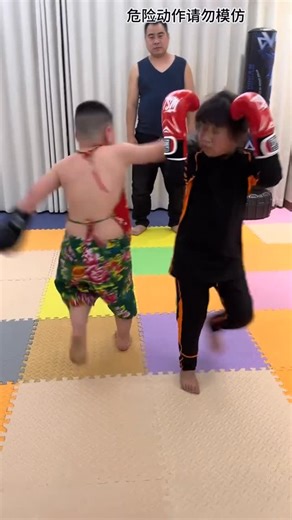 Frank Addo on Instagram: "It’s Boxing Day 🤣🥰🎄"