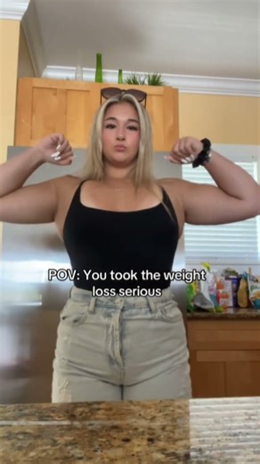 This Girl’s INSANE Weight Loss Transformation 🔥💪