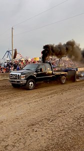 The “Farm Truck” Street Diesel pulling with the Battle of the Bluegrass Pulling series in Cynthiana, KY! #truckpulling #diesel #ford #horsepower #4x4 | BB Pulling Videos