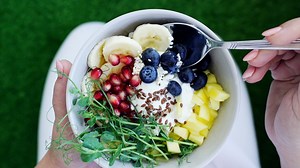 What a brain expert eats in a day to boost memory and stay sharp