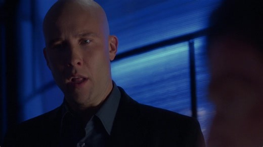 搬运：只有老板卷员工都不卷的好公司卢瑟集团：《超人前传SMALLVILLE》片段