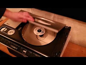 Demo of a working Philips VLP-600 Laserdisc player