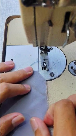 Sewing the edge of the fabric using a hemming foot #sewingtechniques