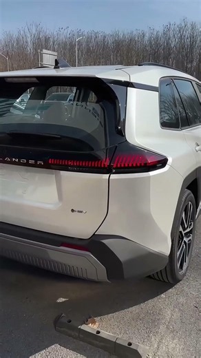 Premium Tech SUV Under $32,000 – The Toyota Wildlander Game Changer