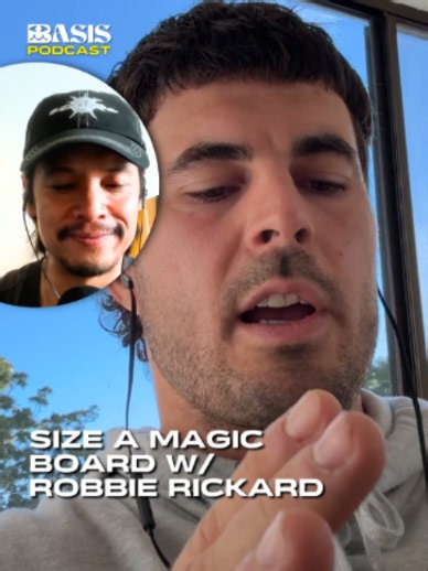 From considering volume to the under arm test, @robbierickard ranks the best ways to size a surfboard. Get the full podcast episode! Link in bio 🏄🏻‍♂️🏄🏻‍♀️ Robbie Rickard is an Australian free surfer known for his style and incredible power surfing. We start with his early years of competitive surfing, what it was like going up against names like Soli Bailey and Mikey Wright. He breaks down what he looks for in carves, and explains why timing often matters more than raw strength when it come