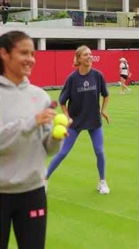 “I’ll just go collect my ball...” ☠️🎈❌ #tennis #emmaraducanu #katieboulter #hsbcchampionships