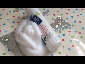 Faire du slime avec un bâton de colle