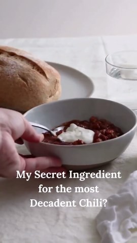 Dark chocolate black bean chili recipe with a rich flavor twist