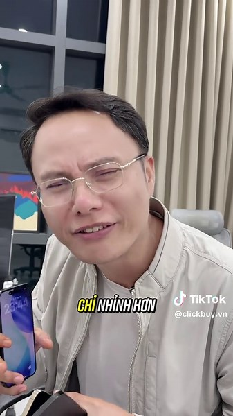 Thích iPhone 14 Pro Max nhưng NẶNG thì đây là 2 lựa chọn hợp lý #learnontiktok #thanhcongnghe #clickbuy #iphone14pro #iphone15