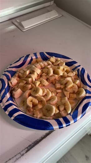 Chickens Love Bananas: Watch Their Excited Reaction