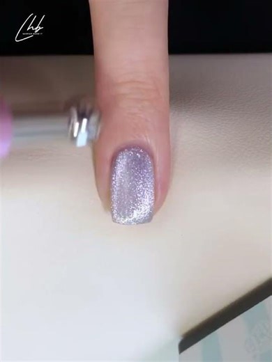 Lavender Glitter Cat Eye Nail Tutorial | Dreamy Design
