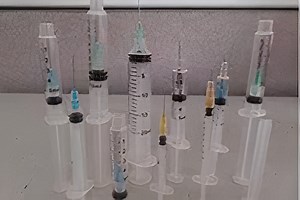 Retractable Luer Lock Safety Syringe - Global Medical Products