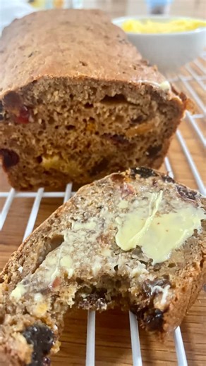 ALL BRAN AND FRUIT LOAF I love easy one bowl 🥣 baking. This all bran and fruit loaf is delicious warm for afternoon tea or as a lunchbox filler. 500ml all bran flakes 300ml warm rooibos tea 400ml flour 10ml baking powder 180ml sugar 1 egg 10ml vanilla essence 30ml molasses ( use syrup, honey or treacle instead) 125ml plain yoghurt 200g dried fruit ( I used raisins cranberries dried apple and peach ) Soak all bran flakes in a large bowl in rooibos tea until soft and paste like. Add flour, baking