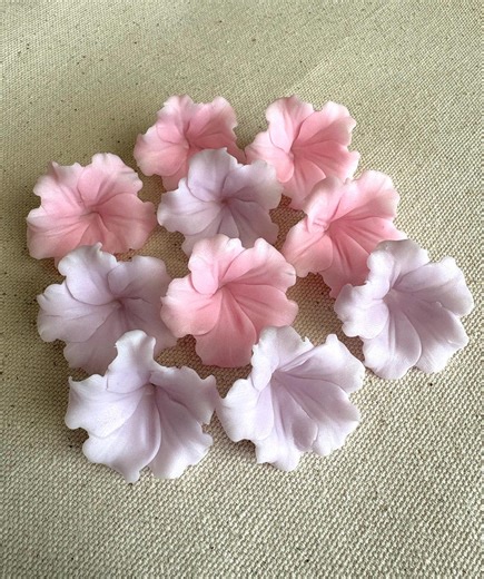 Pastel Hibiscus Clay Flowers, 50pcs, Assorted Hibiscus Clay Flowers, Pastel Pink and Pastel Purple, Lei Making/ DIY Flowers, Handcrafted - Etsy