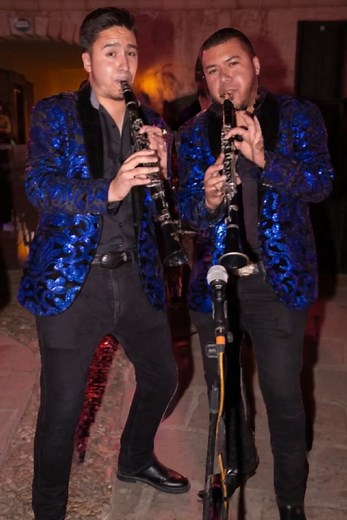 Un flashback en fotos de la noche que vivimos en Zacatecas📸✨ : risas, baile y pura buena vibra.🎼 #ValparaisoZacatecas #bandaese #BandaEnVivo #QuintaRealZacatecas #bandamexicana #reelsviralシ | Banda Ese