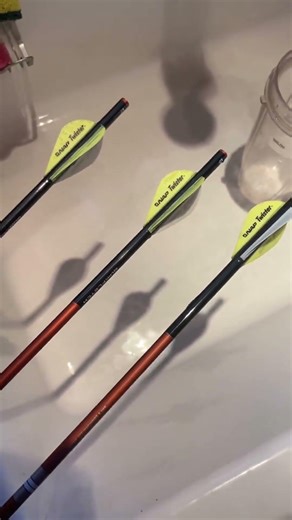Do yall Use quick fletch? Cuz they’re awesome #archery #bowhunting #mathewsarchery #eastonarchery