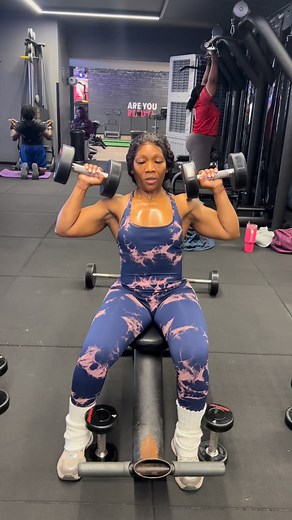 126K views · 3.2K reactions | Starting the Monday with my upperbody workouts. Back and shoulder! | Noxolo Marks | Facebook