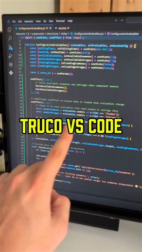 Gabo - Experto en IA y desarrollo software on Instagram: "Ahorra tiempo en #VSCode con este atajo de teclado"